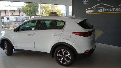 KIA SPORTAGE 1.6 MHEV BUSINESS 100KW (136CV) 4X4 - Imagen 6