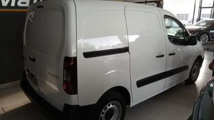 PEUGEOT PARTNER PRO STANDARD 600KG 1.6 BLUE HDI 75 CV - Imagen 6