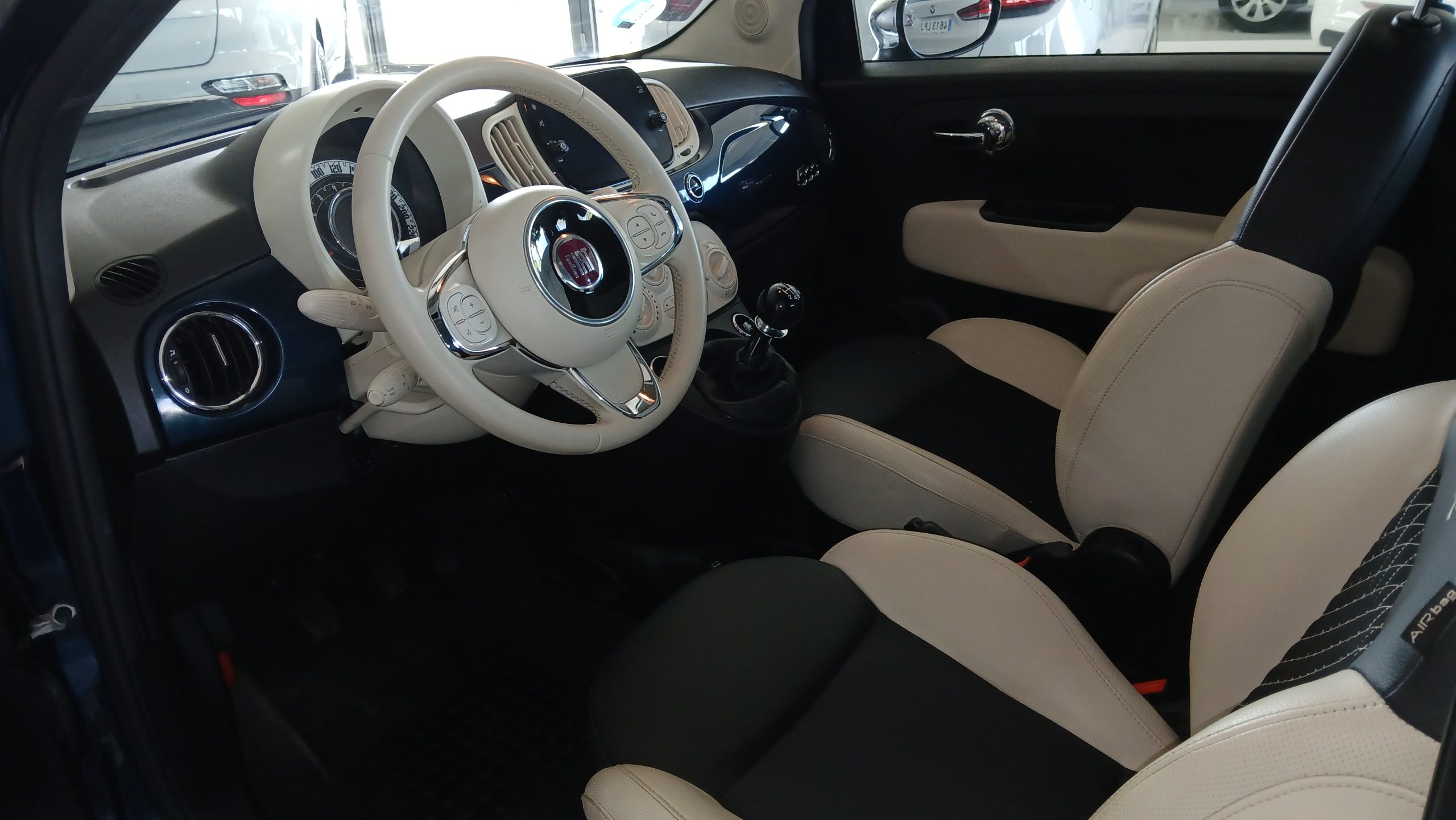 Fiat 500 Dolcevita 1.0 Hybrid 70 CV - Imagen 5