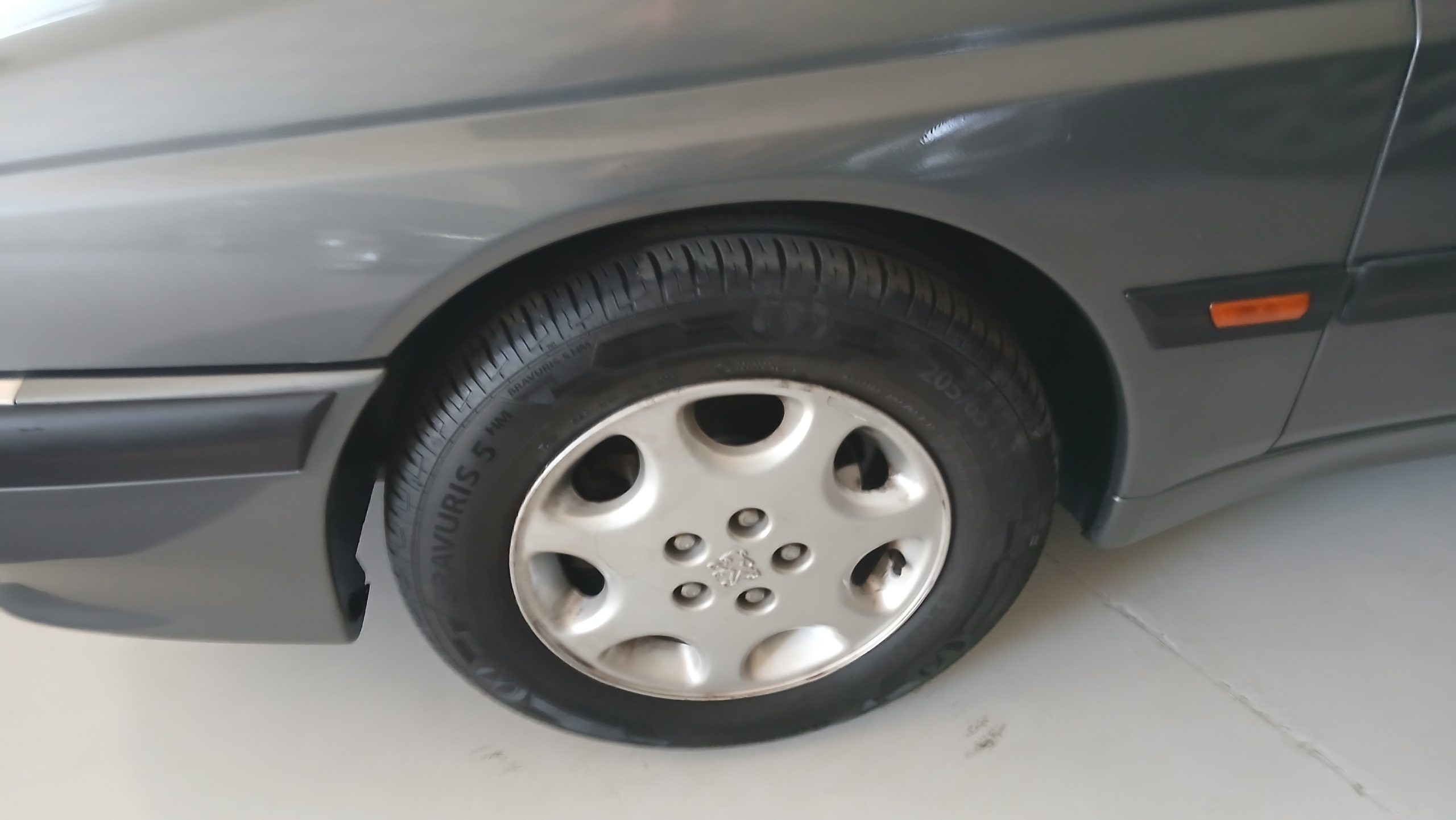 PEUGEOT 605 SVDT 2.5 TD 130 CV - Imagen 3