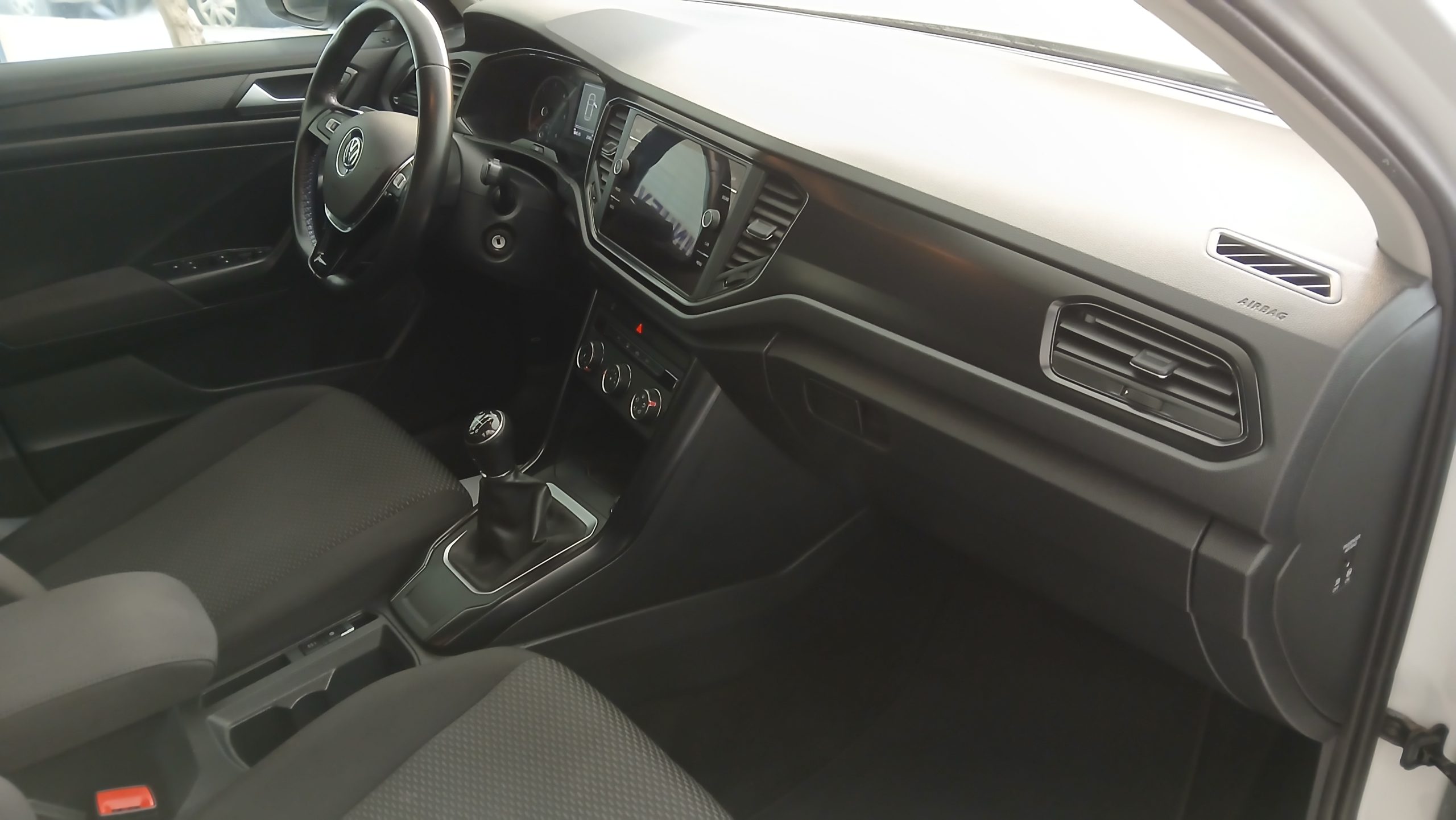 VOLKSWAGEN T-ROC Edition 1.6 TDI 115 cv - Imagen 6