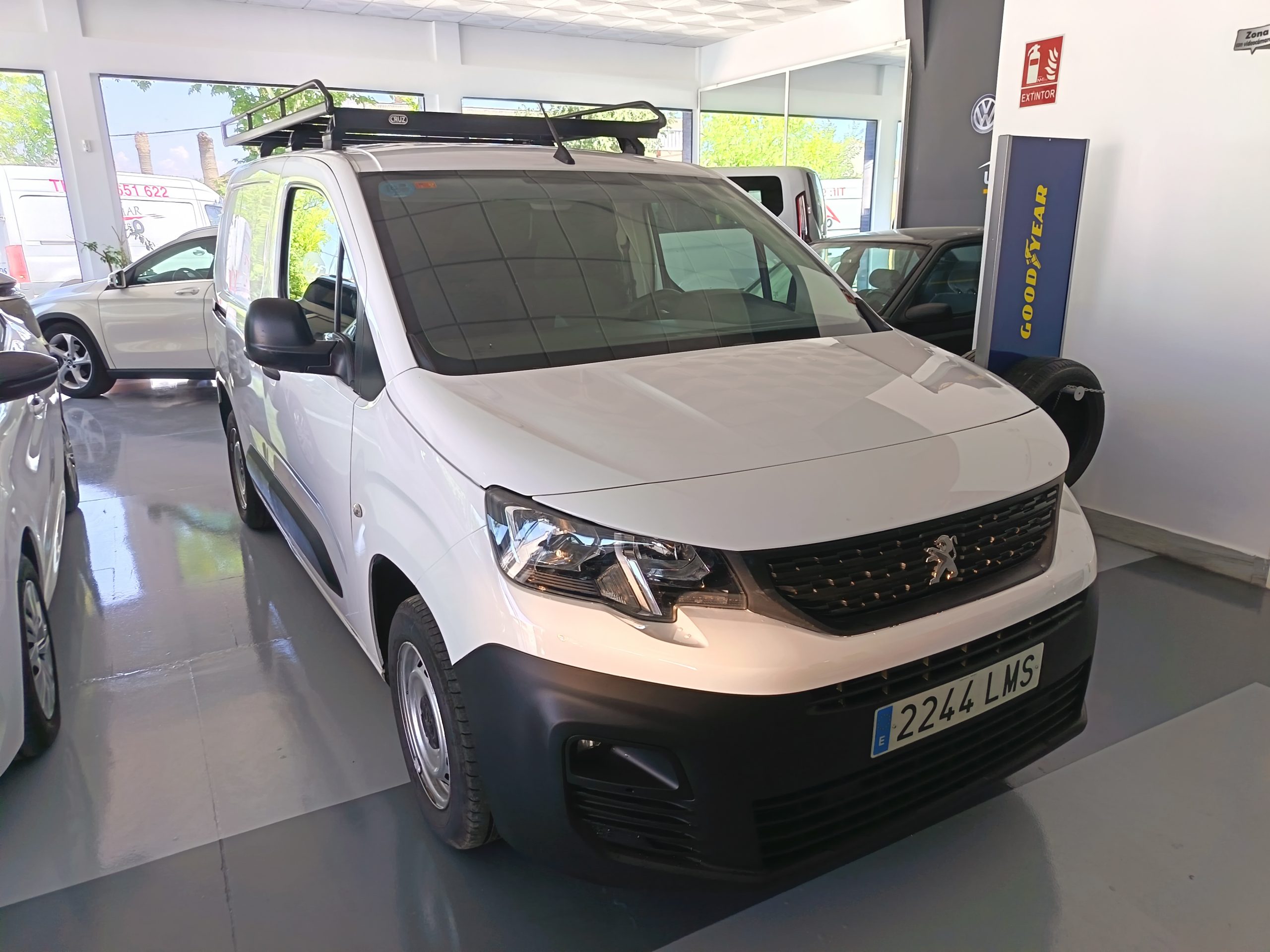 Peugeot Partner Pro Standard 1000kg BlueHDi 100 cv (copia) - Imagen 2